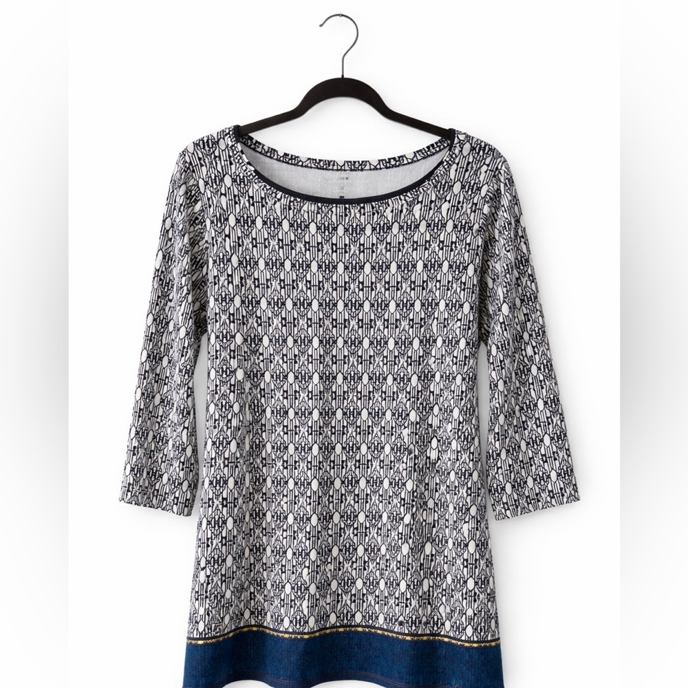 Sophia max geometric blouse size small